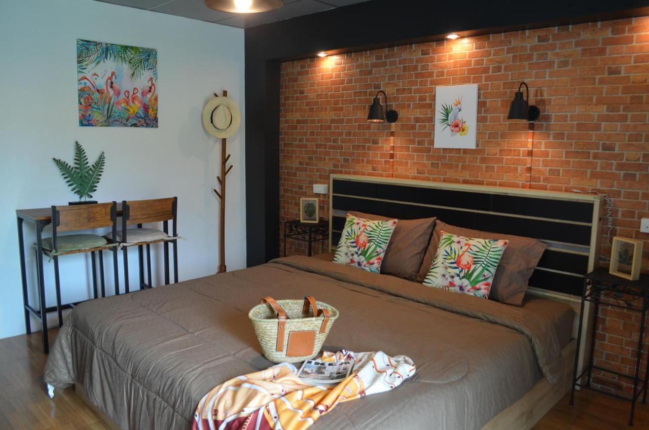 Dawnthaya Ayutthaya House บ้านดอนธยๅ อยุธยา Eksteriør billede